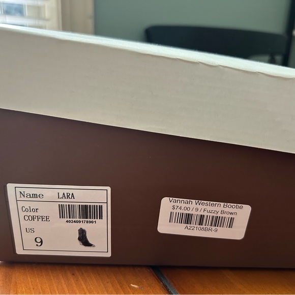 Brown fuzzy cowgirl boots steel toe cap size 9 NWT - Picture 4 of 5